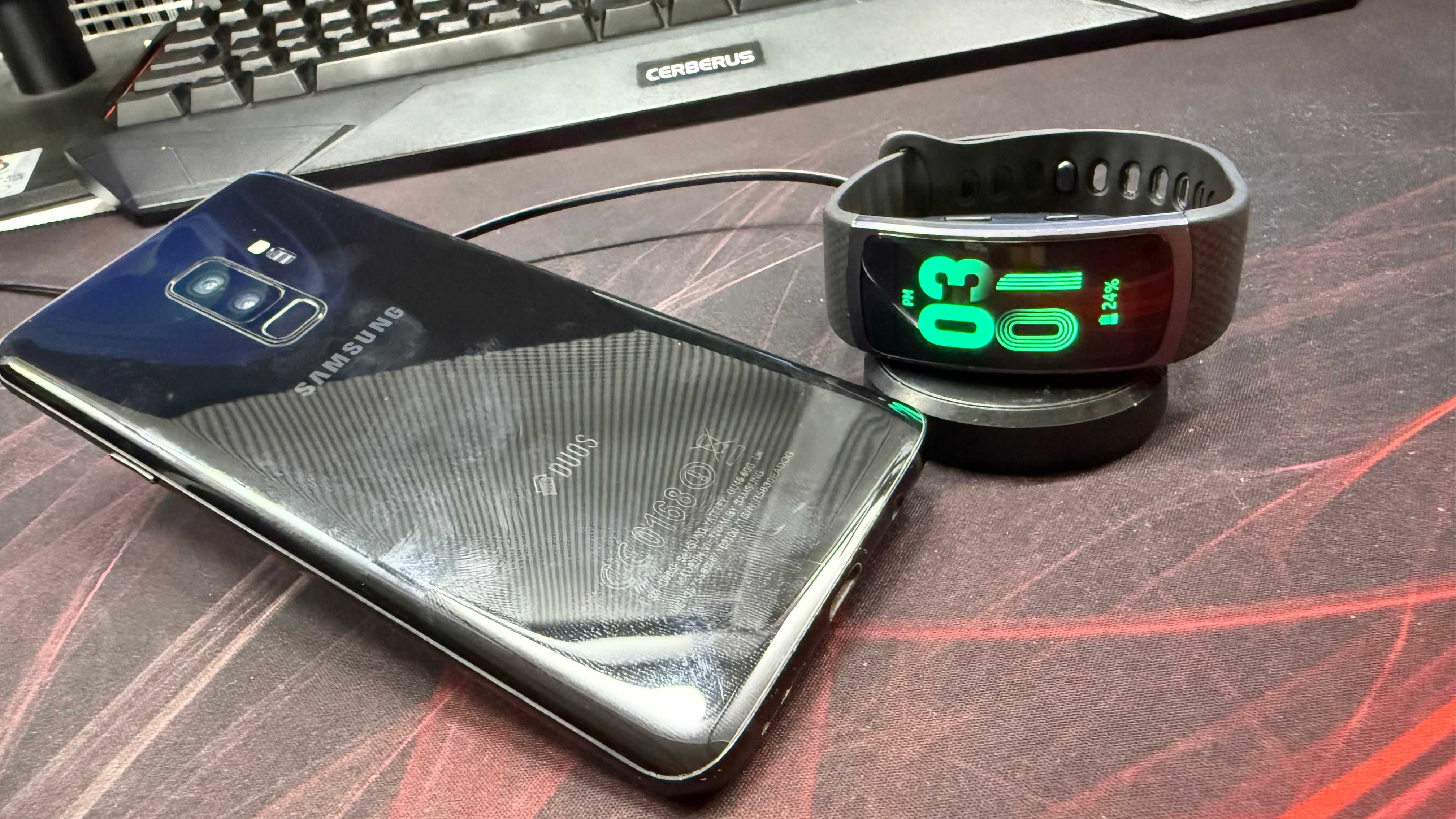 Samsung S9+ 64GB + Gear Fit2 + Gear VR – Toza va Ishonchli Holatda!