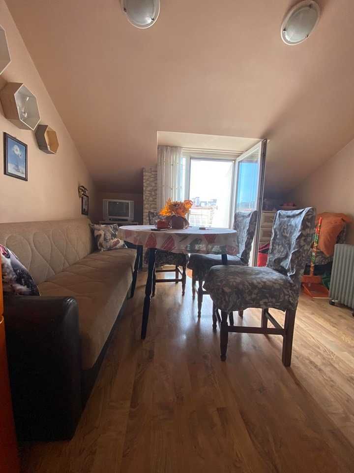 Дава се под наем Двустаен апартамент в Бургас, Лазур - 45 кв.м за 250 € - Снимка #2