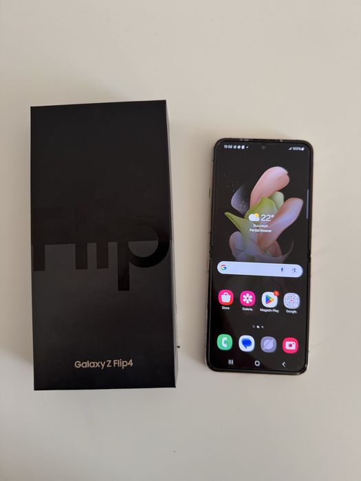Samsung Galaxy Z Flip 4