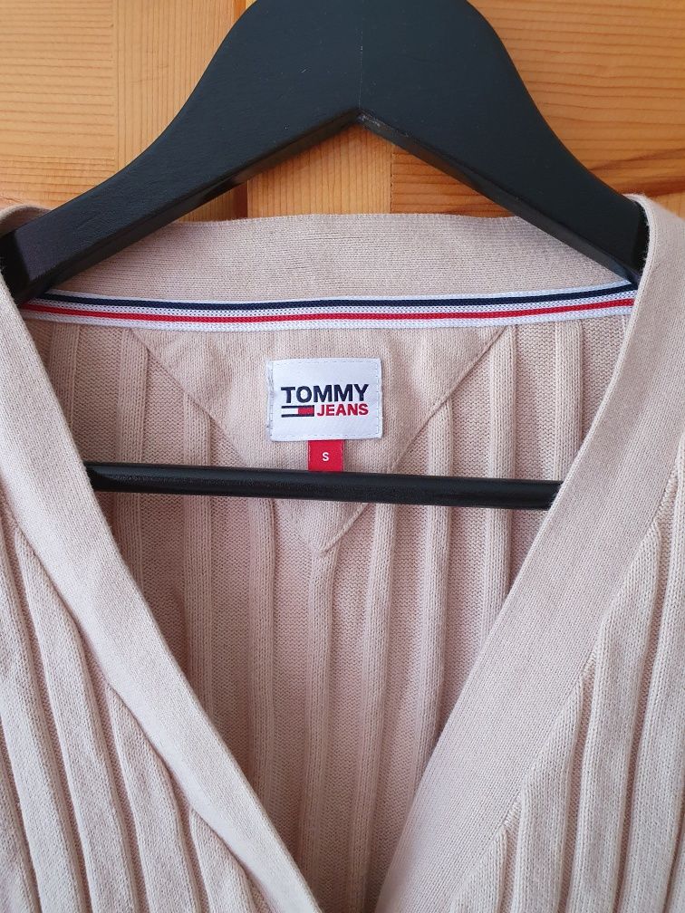 Жилетка на Tommy Hilfiger