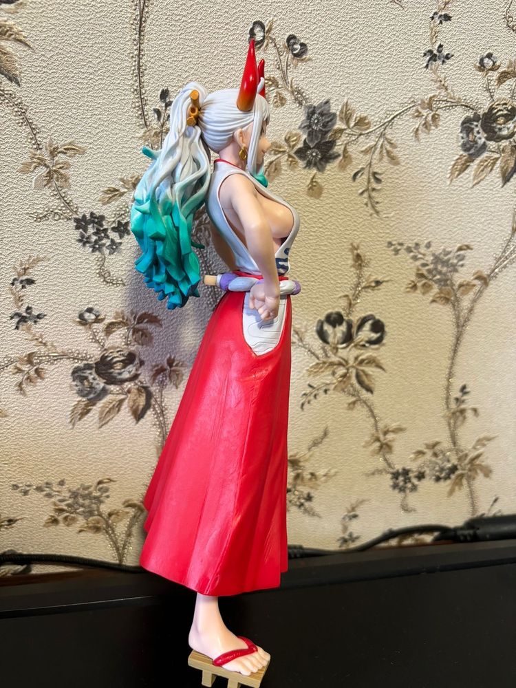 Figurina Anime One Piece Yamato 22cm