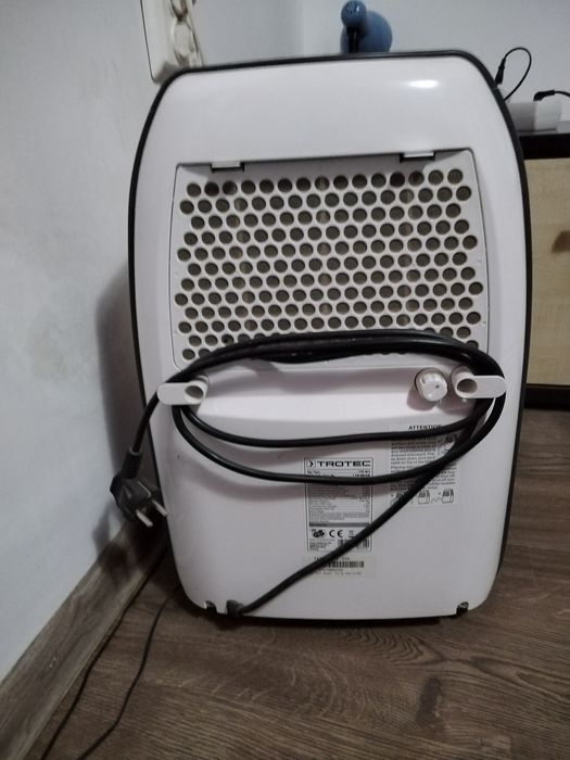 Vând sau schimb dezumidificator semi profesional Trotec