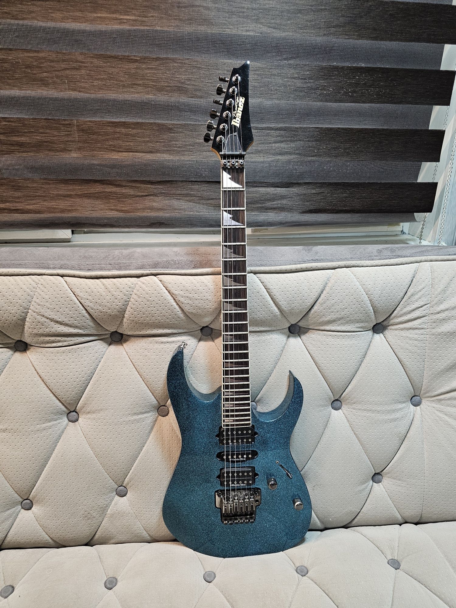 Ibanez Prestige RG2570