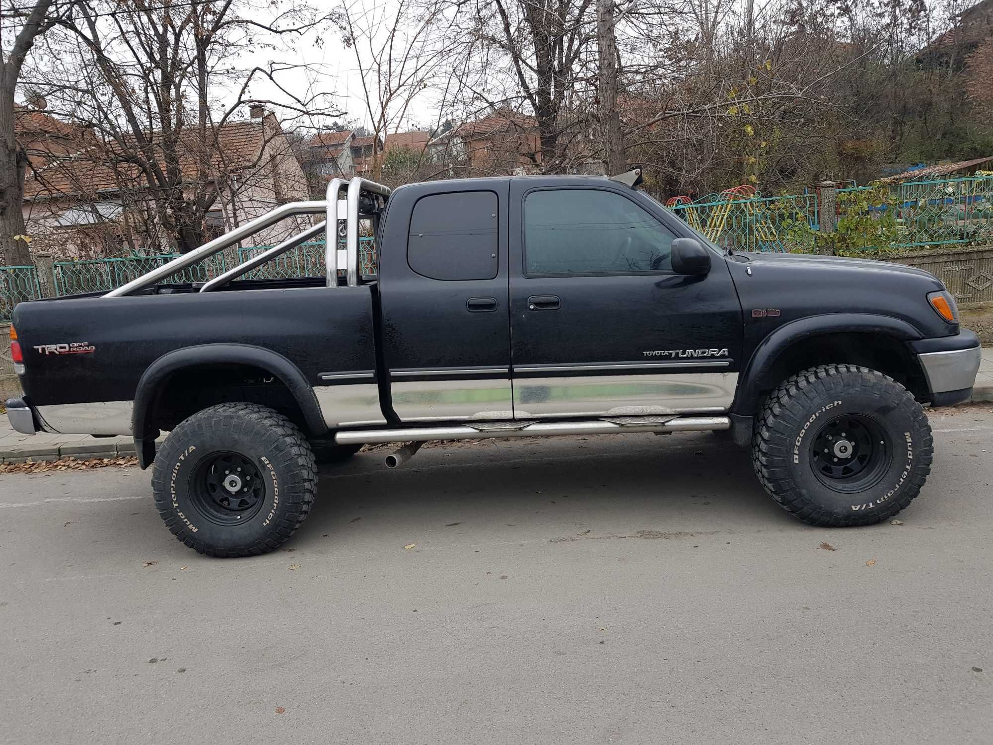 toyota tundra v 8 4x4