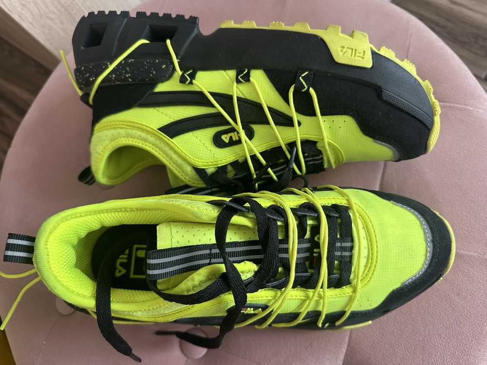 Маратонки на Fila 41 номер , носени броени пъти
