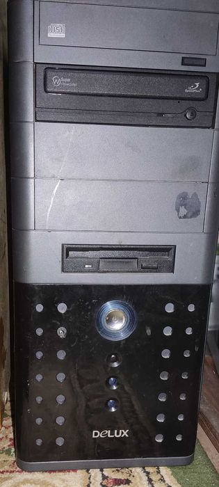 Продам компьютер .