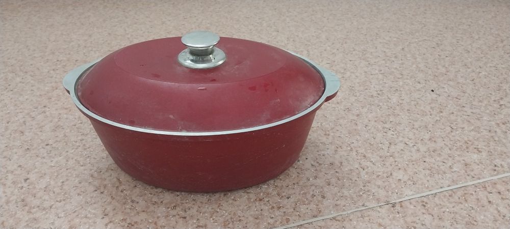 Казанок и Сковорода б/у оба за 7000 !