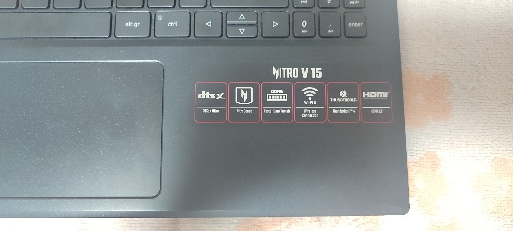 Acer Nitro V15 Black