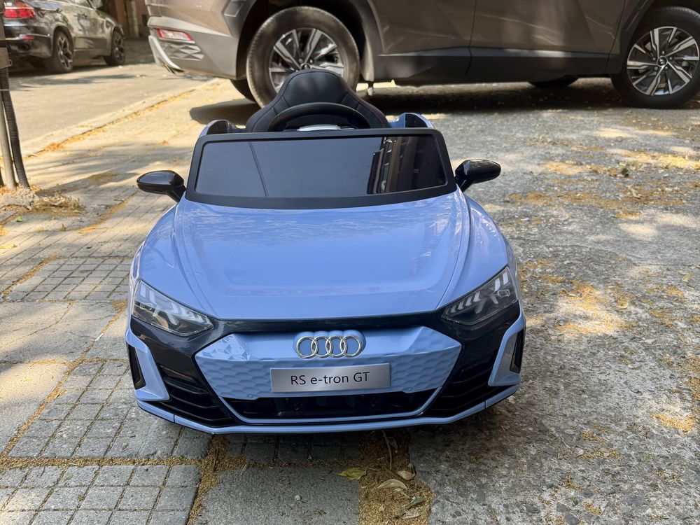 Акумулаторна кола Audi RS e-tron GT