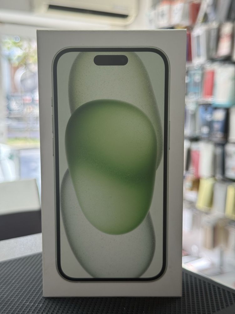 Apple iPhone 15/Green/Yellow/Blue/128GB*ЧистоНови**3г Гаранция*