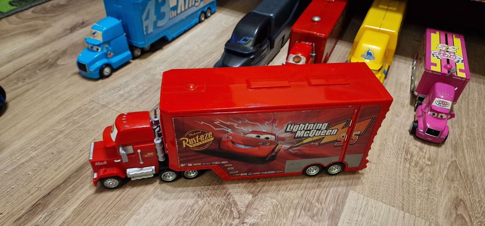 Vand Tir-uri, piste, Cars disney pixar, change color