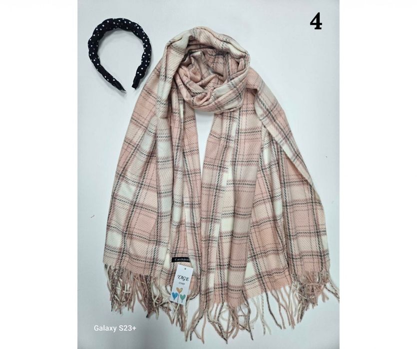 Изискан шал на каре