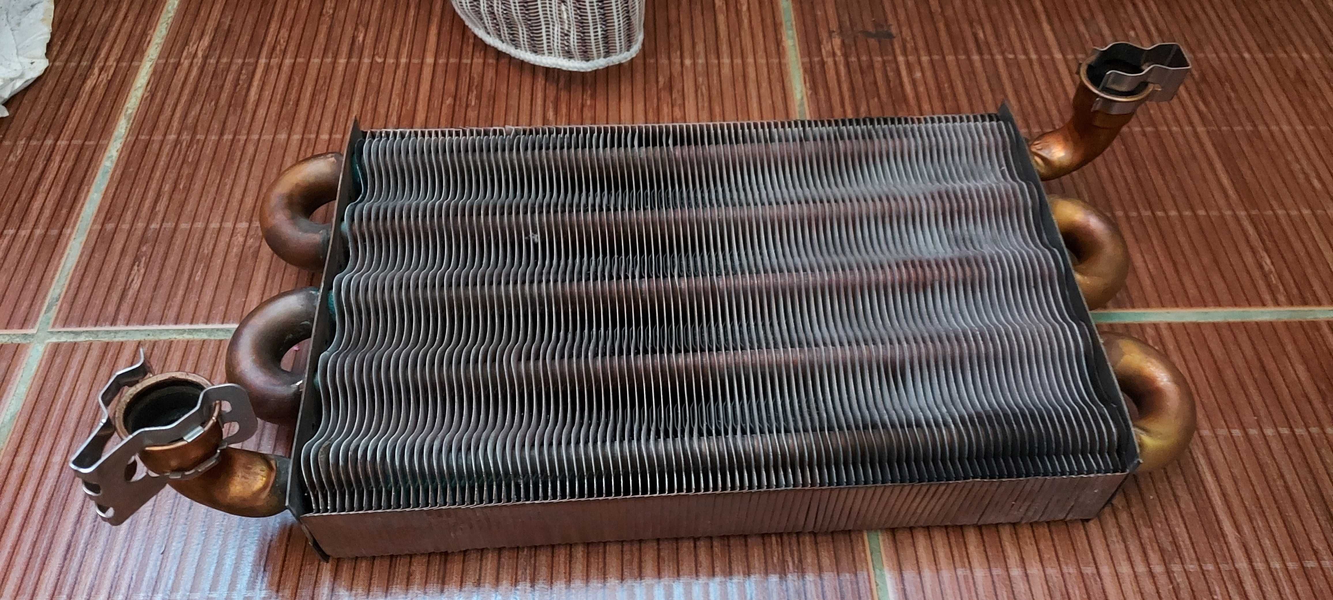 Radiator incalzire apa Vaillant Wuv ro242/3-3