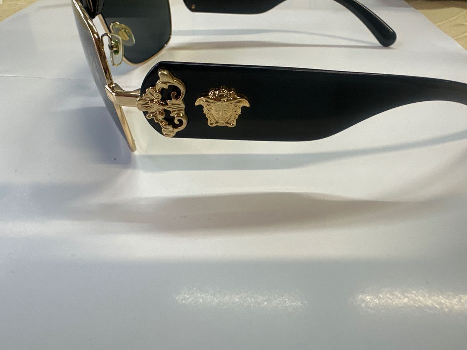 Слънчеви очила Versace