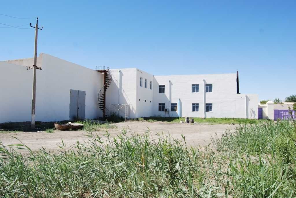 Srochno Fabrika uchun qurilgan 2.5 gektar er sotiladi!!!