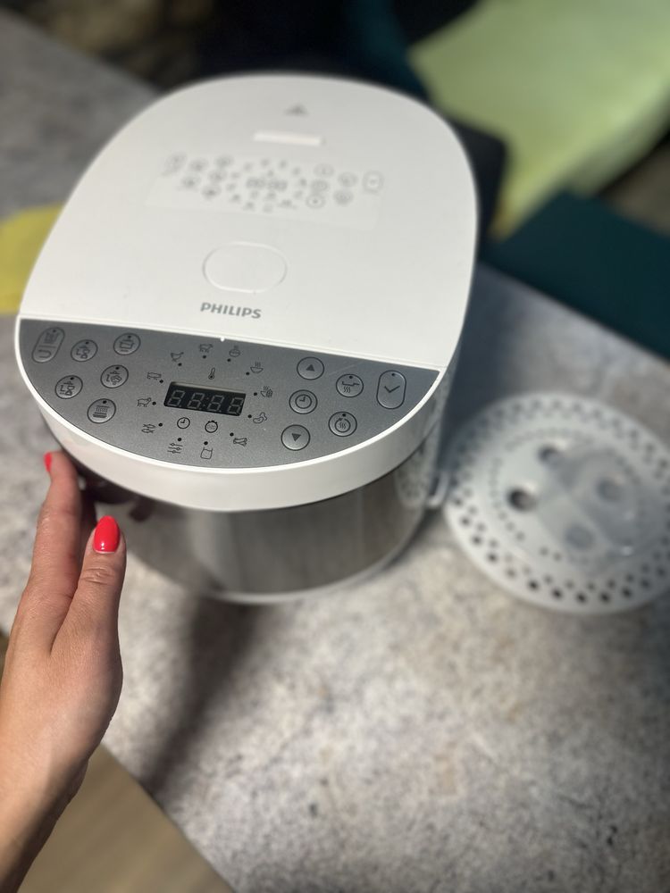 Мултикукър на philips