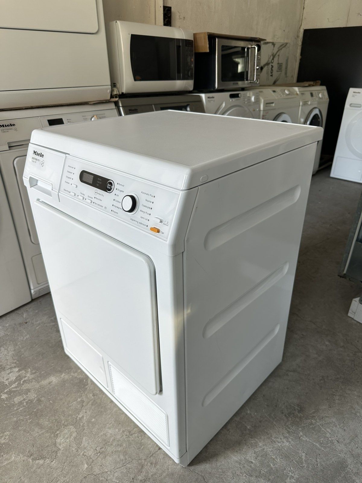Сушилня +гаранция. MIELE ТЕРМОПОМПА. Клас А 8кг. Доставка за София