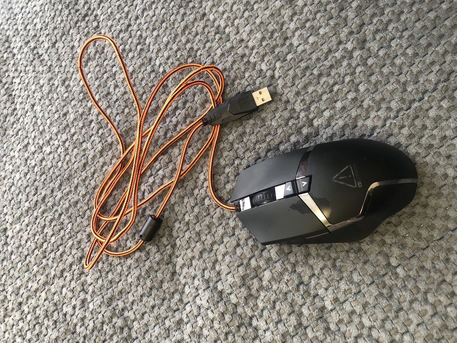 Продам Игровую мышь