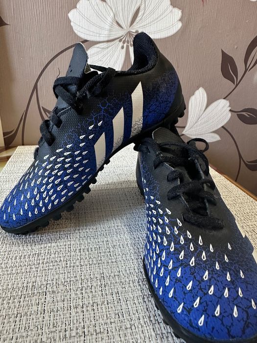 Стоножки Adidas размер 32, стелка 20 см