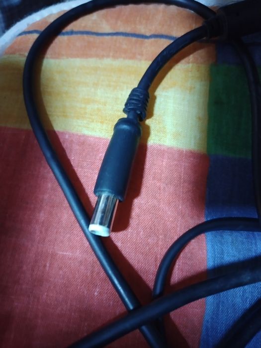 Încărcător original Dell 90 W
