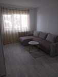 Închiriez apartament