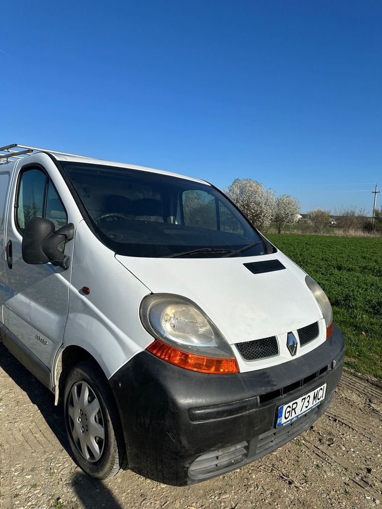 Vand Duba renault Trafic 1.9 diesel 101cp Volan Dreapta