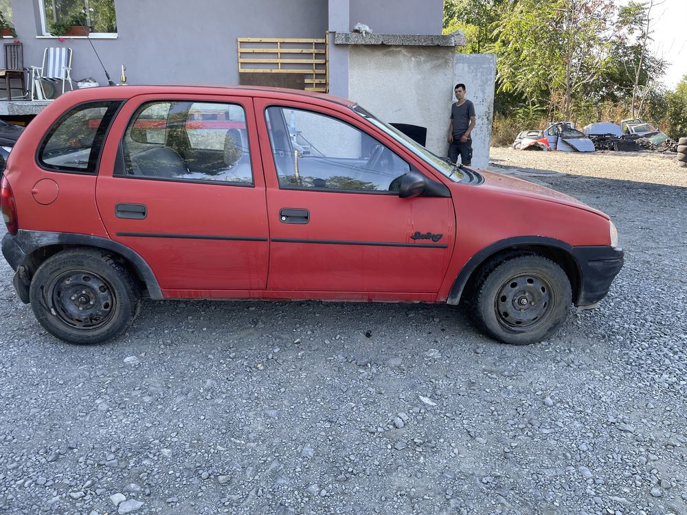 Opel Corsa b 1.4i Опел Корса б 1.4 на-части!!