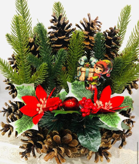 Aranjamente florale cu craciunita