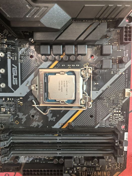 Kit i3 9100f placa baza ram 1X16=16 3200mh
