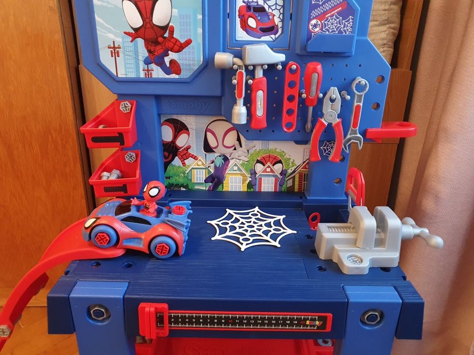 Atelier lucru Spidey Bricolo Center Marvel Smoby - tobogan+mașină