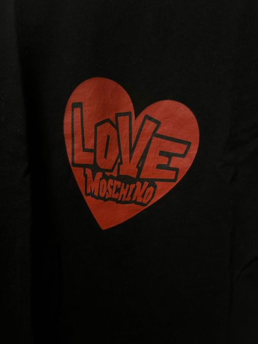 Оригинална тениска- Moschino