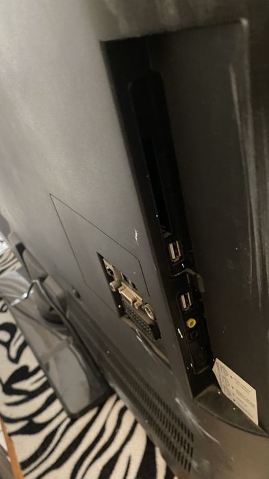 Продава се телевизор Neo inch 48 (121см)