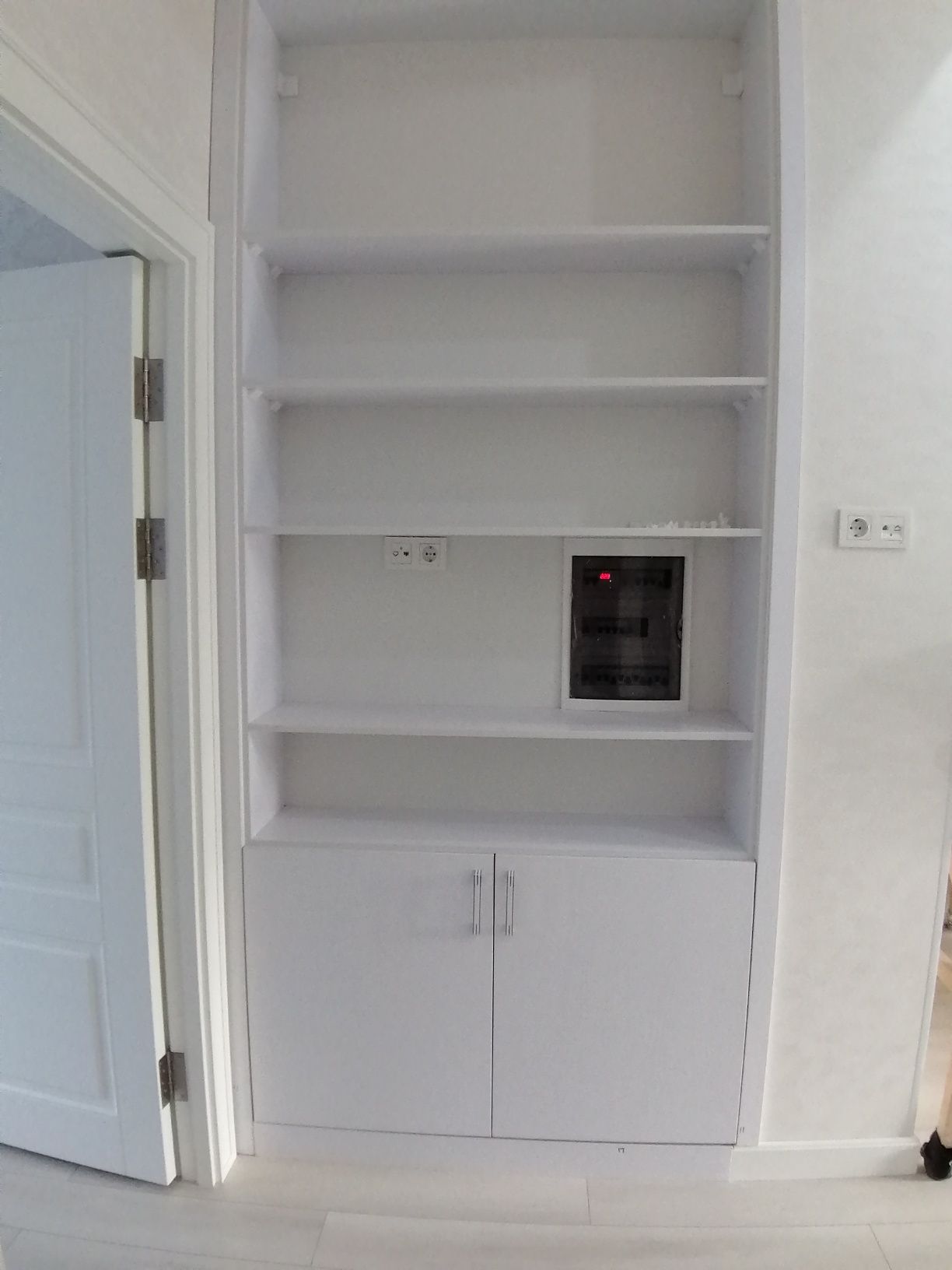 Mebel buyurtma asosida yasab beramiz