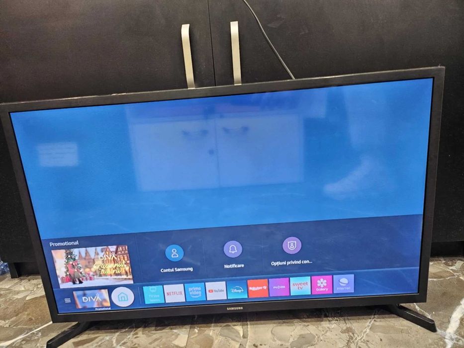 Televizor LED LG 81 cm/ Netflix / Youtube + suport perete