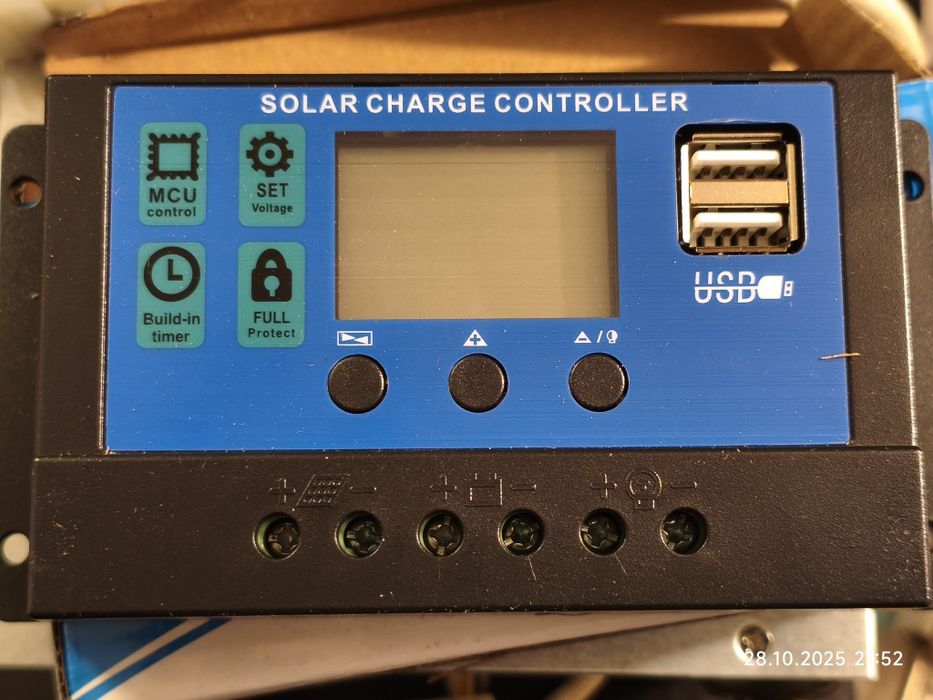 Соларен контролер 30 А