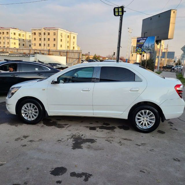 TOQQA TAXI XIZMATI Arzon taxi 250 mingdan 350 ming gachan
