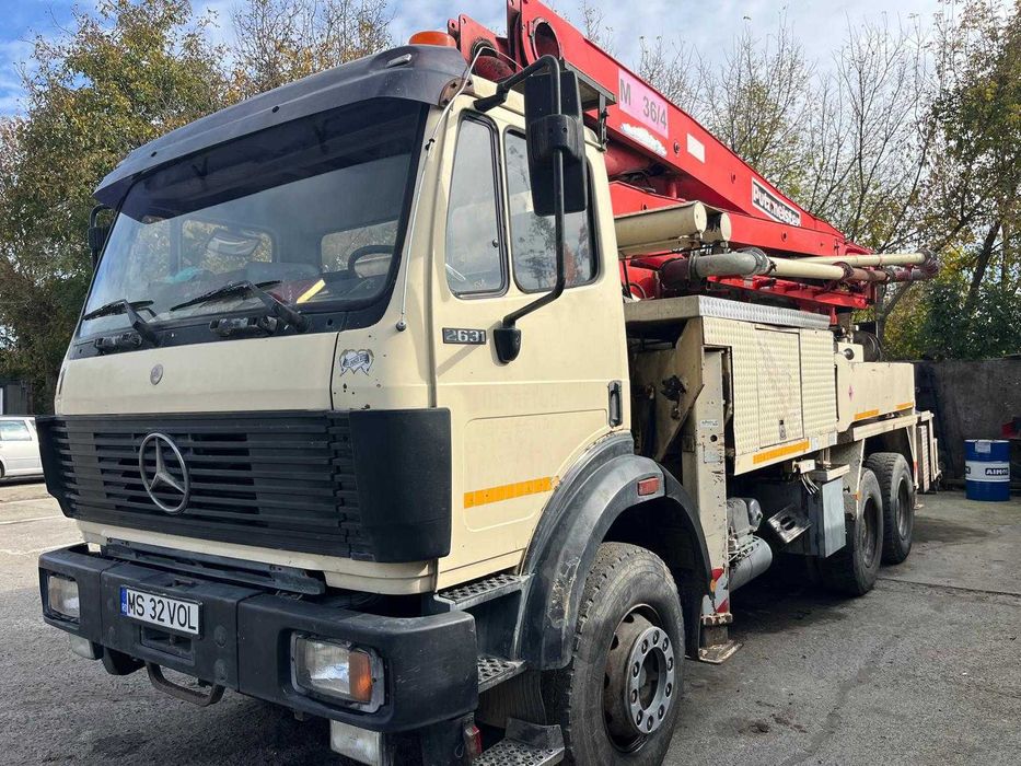 Mercedes Benz - pompa beton Putzmeister