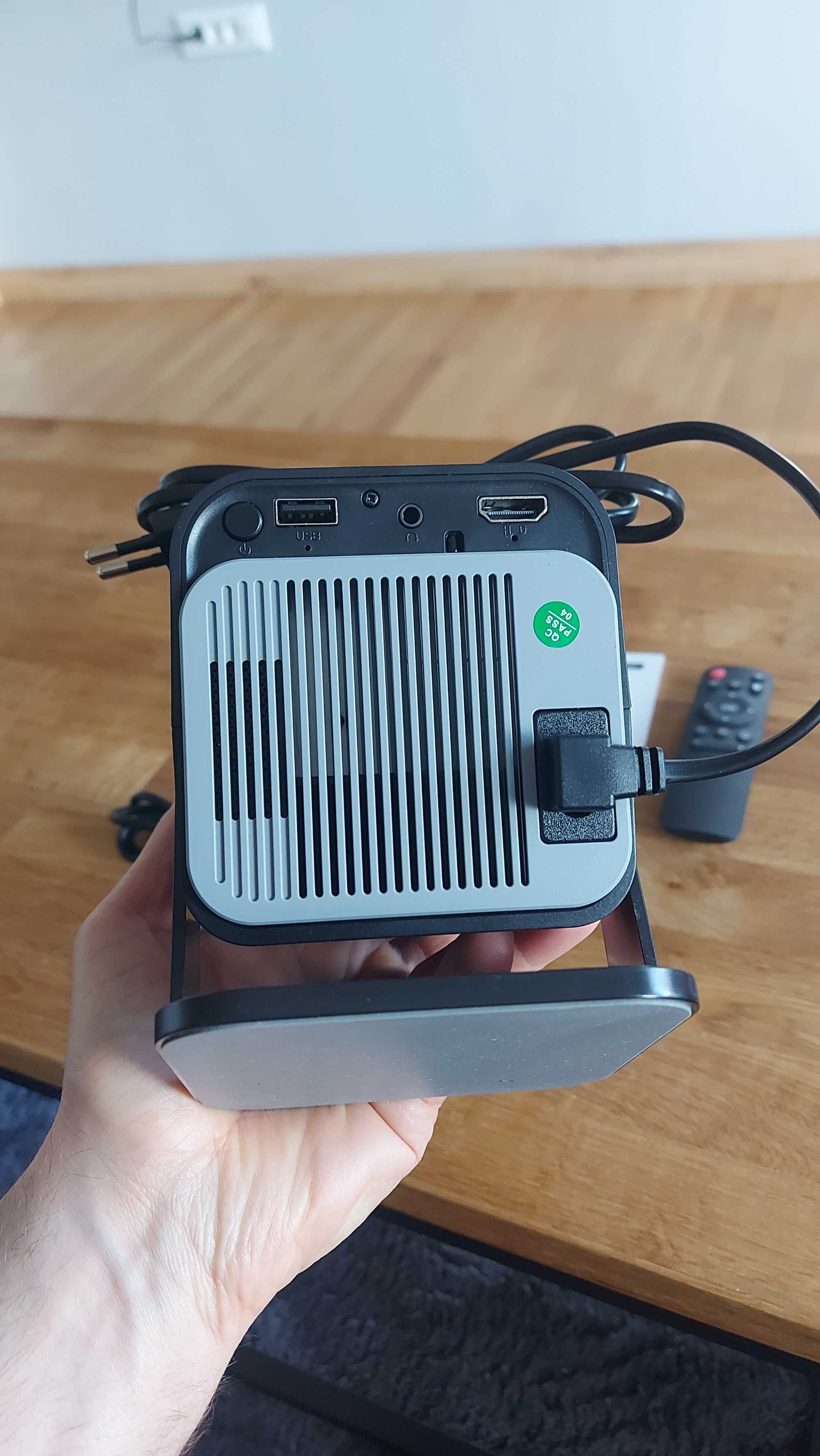 Мултимедия Portable smart projector Model Gimbal 5