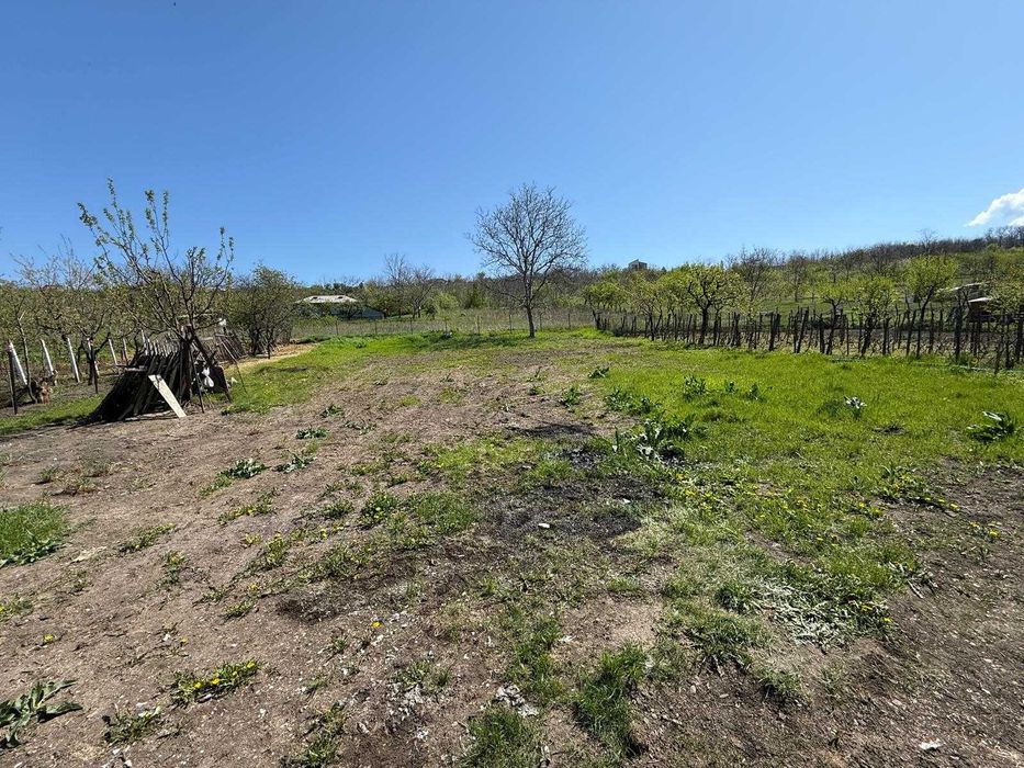 Casă la roșu + teren de 1450 mp în Rediu, Iași