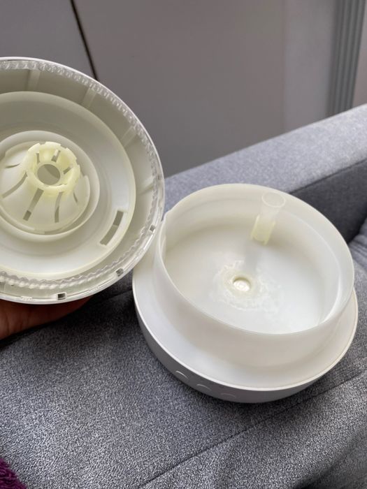 Difuzor uleiuri esentiale