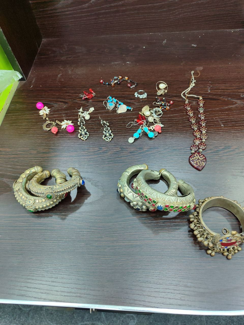 Qadimgi rangli metall