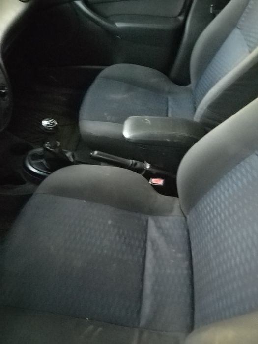 Vând Ford focus 2001