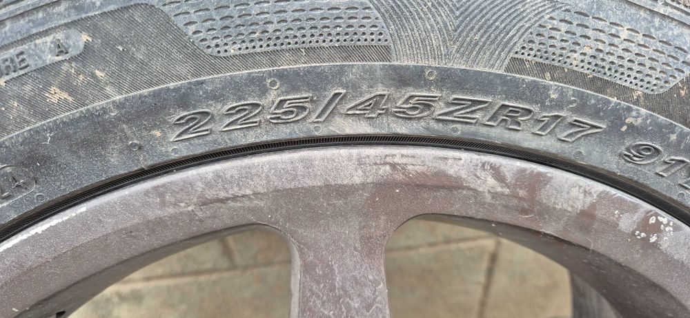 Гуми  летни Nexen 225/45/17 + джанти Excel 5х100.