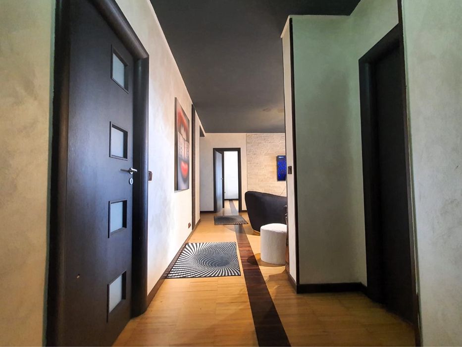 Vand apartament 3 camere militari residence