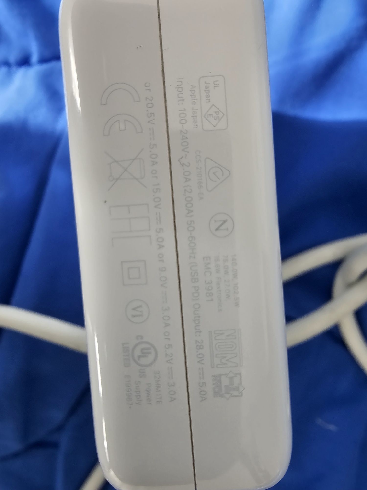 Incarcator Macbook Apple 140 w