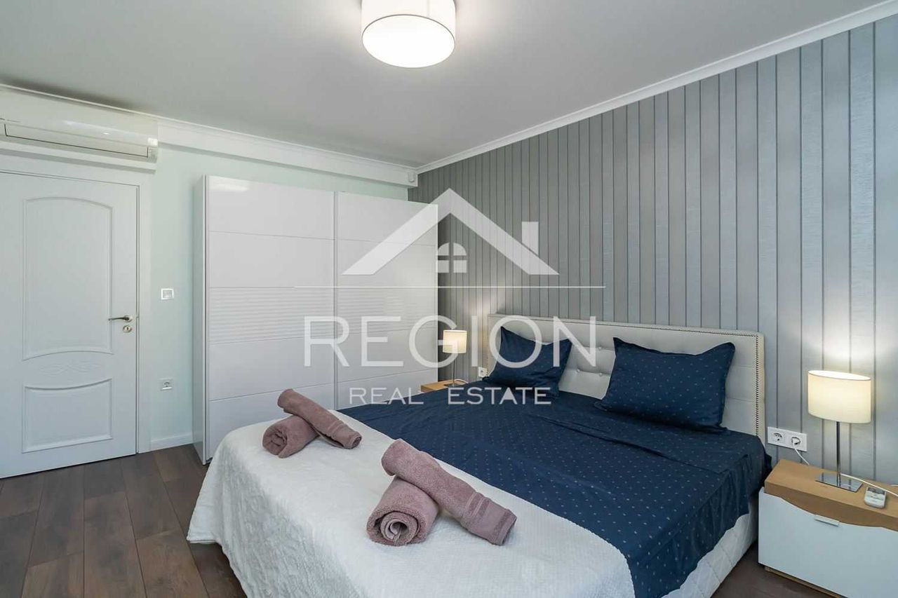 Дава се под наем Тристаен апартамент в Варна, Център - 105 кв.м за 1320 € - Снимка #9