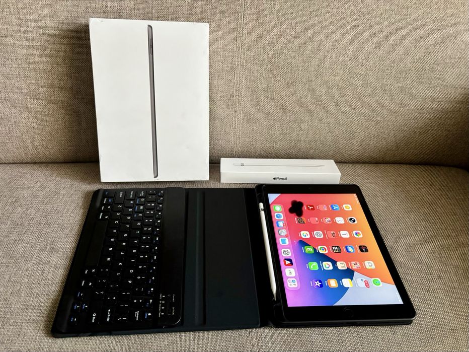 Ipad 9 th cellular 256 GB + Pencil + husa si tastatura