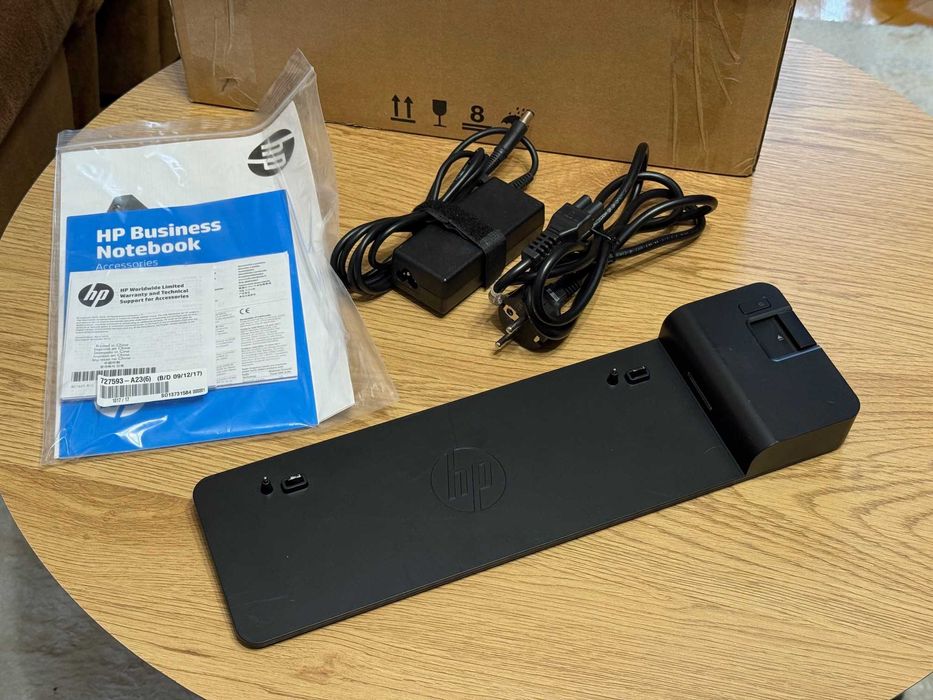HP 2013 UltraSlim Docking Station + 65W адаптер и захранващ кабел