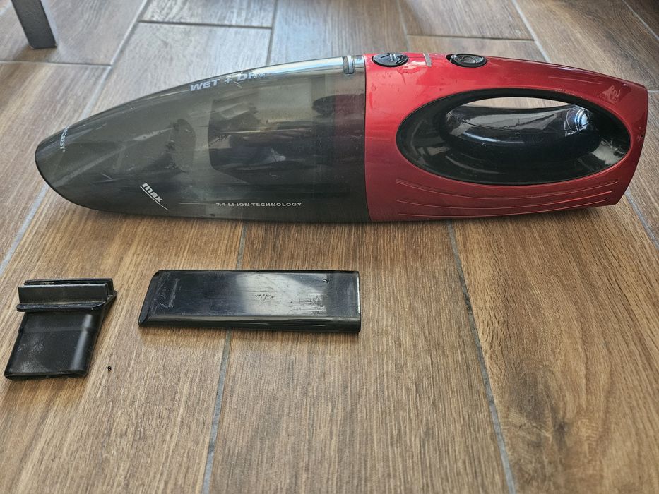 Комплект прахосмукачки за дома и колата