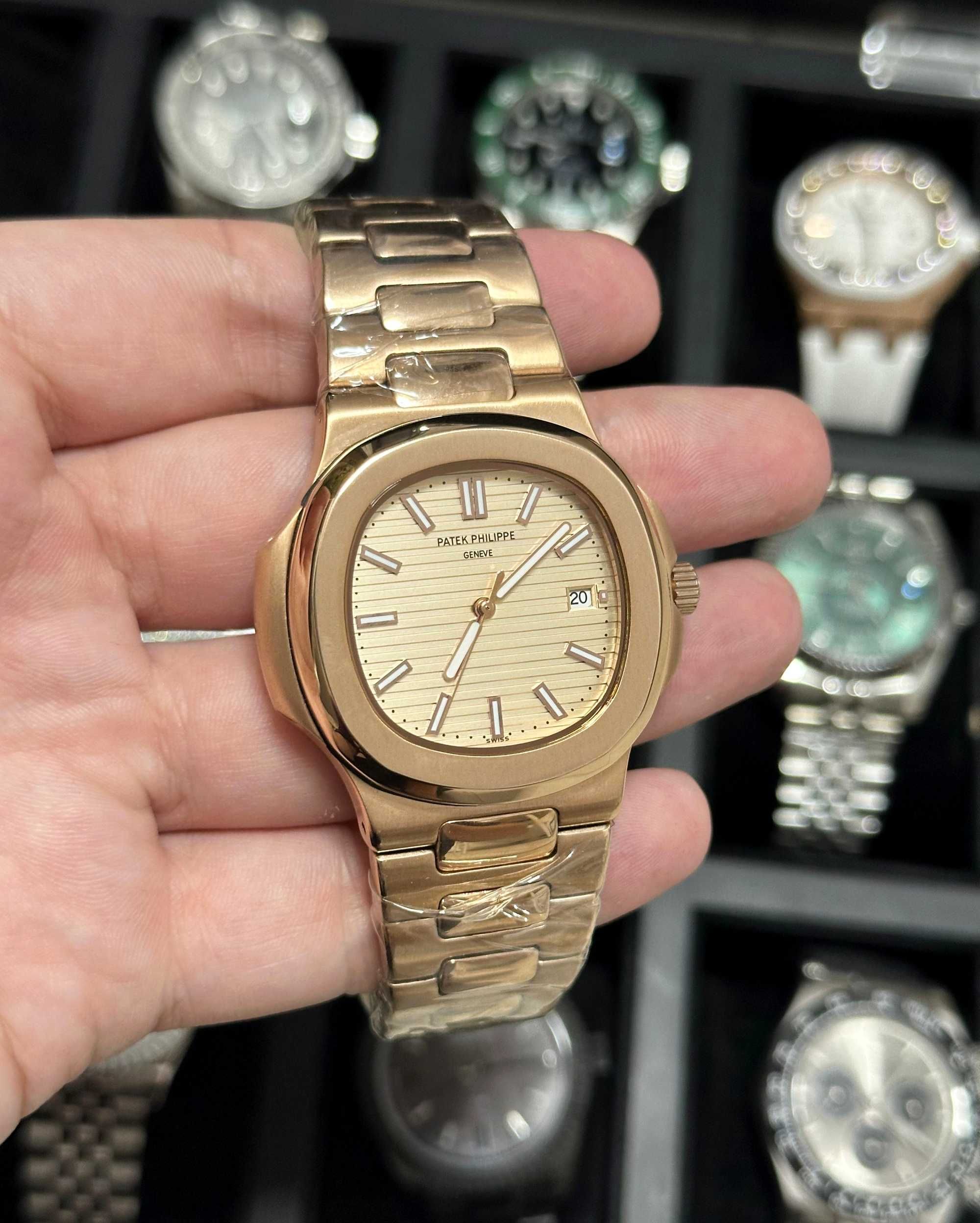 patek philippe nautilus champagne dial
